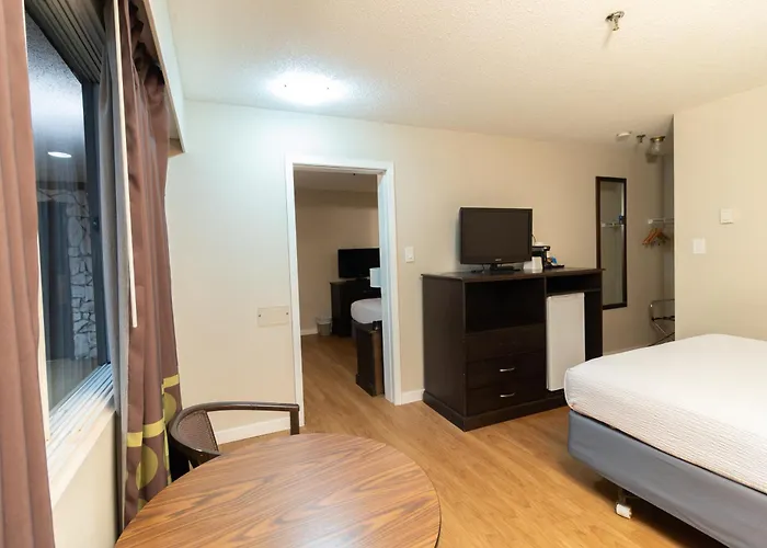 Super 8 By Wyndham Prince George